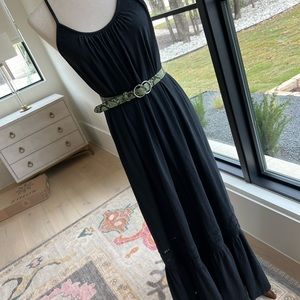 Long sundress w lace detail